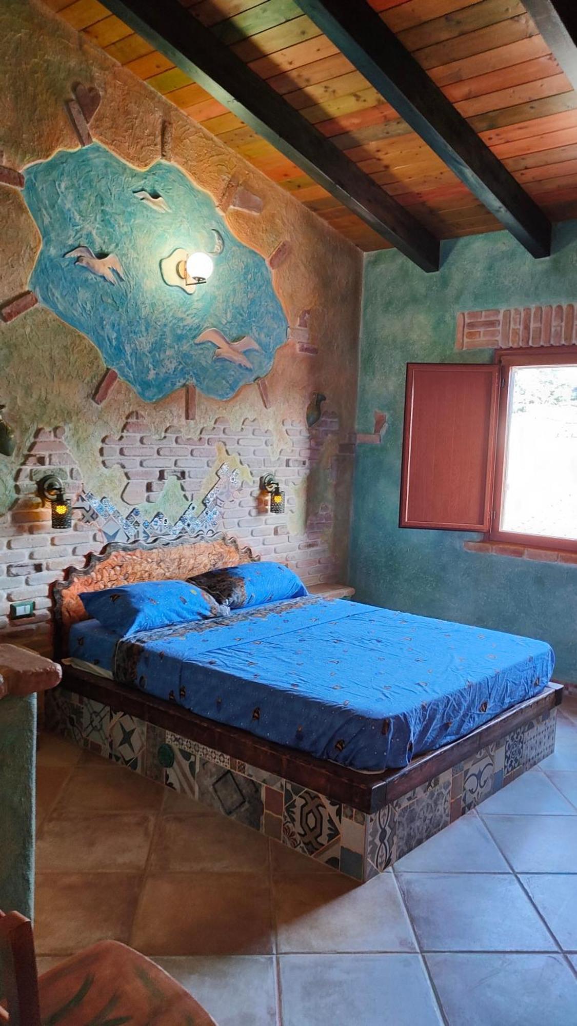 Casa Gaudi - House & Rooms 툴라다 외부 사진